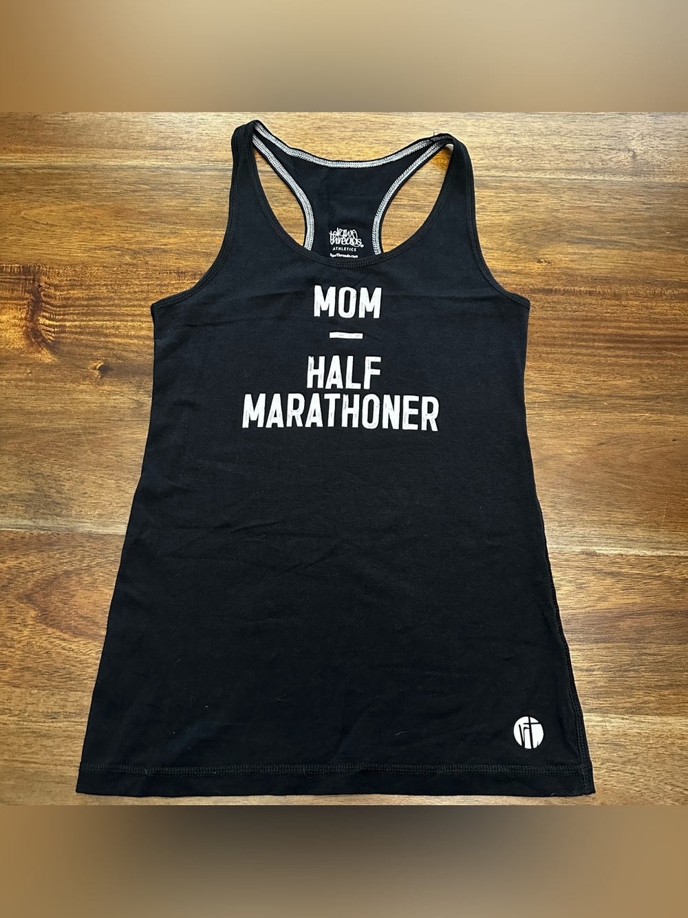 Raw Threads Mom Half Marathoner Running Tank Top XS